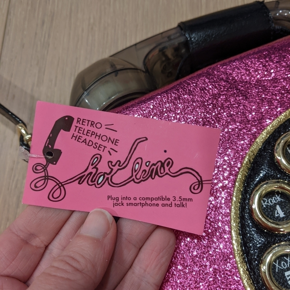 Betsey Johnson phone purse - Picture 9 of 15